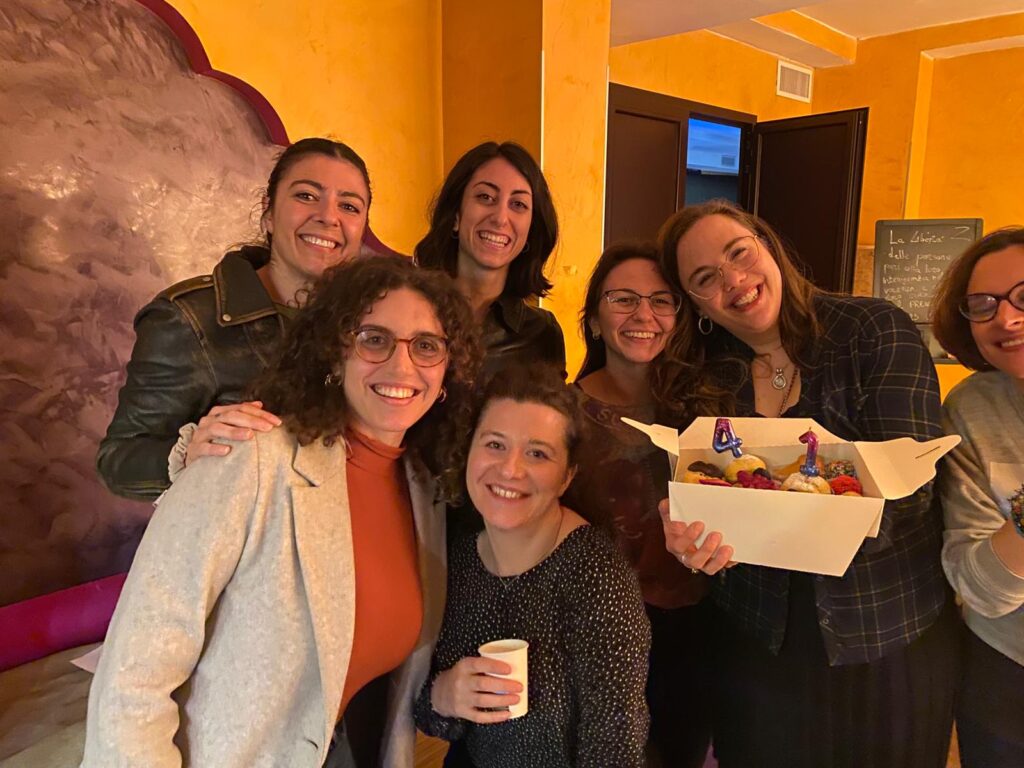 Festa di compleanno di una allieva del corso di teatro avanzato.